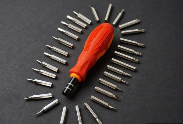 Linus Tech Tips Screwdriver